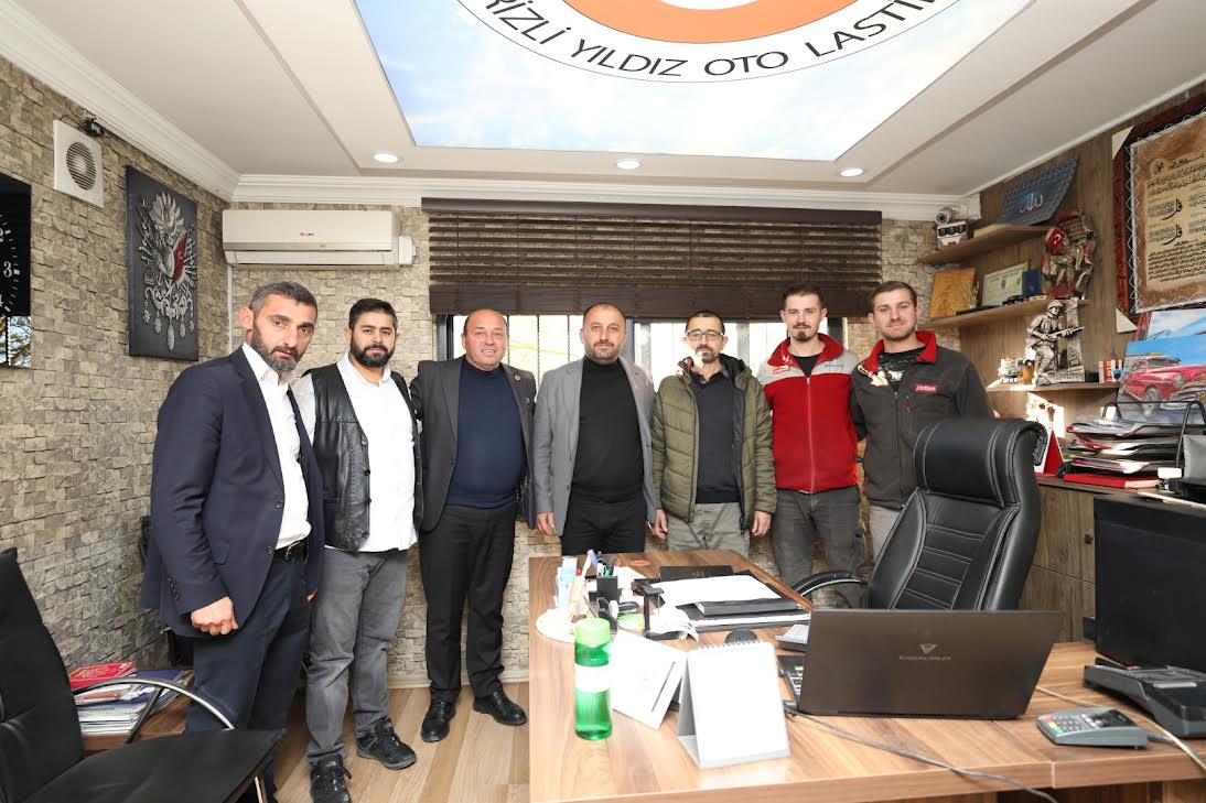 Başkan Ata, Ferizli Küçük Sanayi Sitesi Esnafıyla Bir Araya Geldi