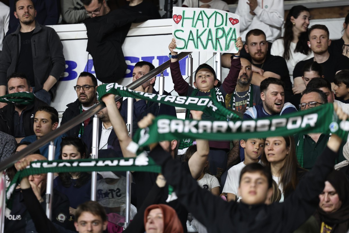 Büyükşehir Basketbol seride 2-0 öne geçti.