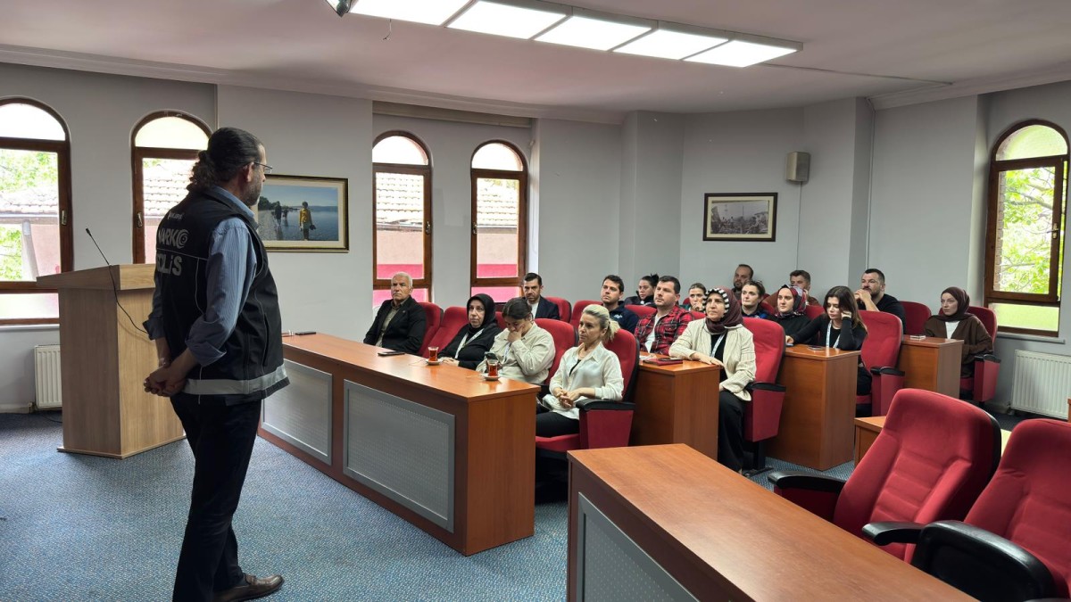 Sapanca Belediyesi Personeline Narkotik Farkındalık Eğitim